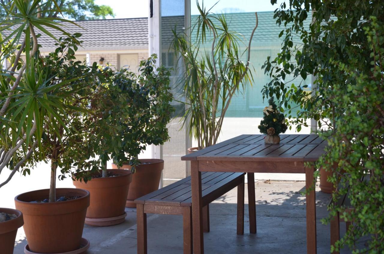 מורי Alexander Motor Inn מראה חיצוני תמונה